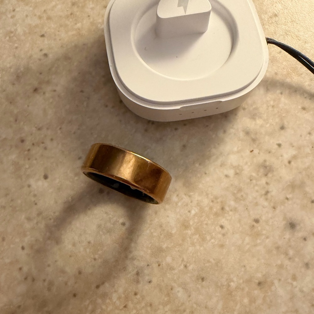 Amazon Smart Ring Charger-Compatible Gold Tone Ring